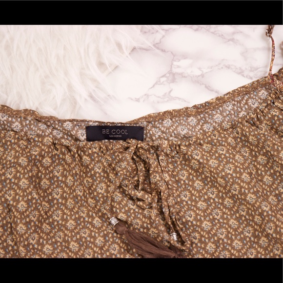 CLEARANCE ⚡️ Be Cool Los Angeles cold shoulder top - Picture 3 of 4