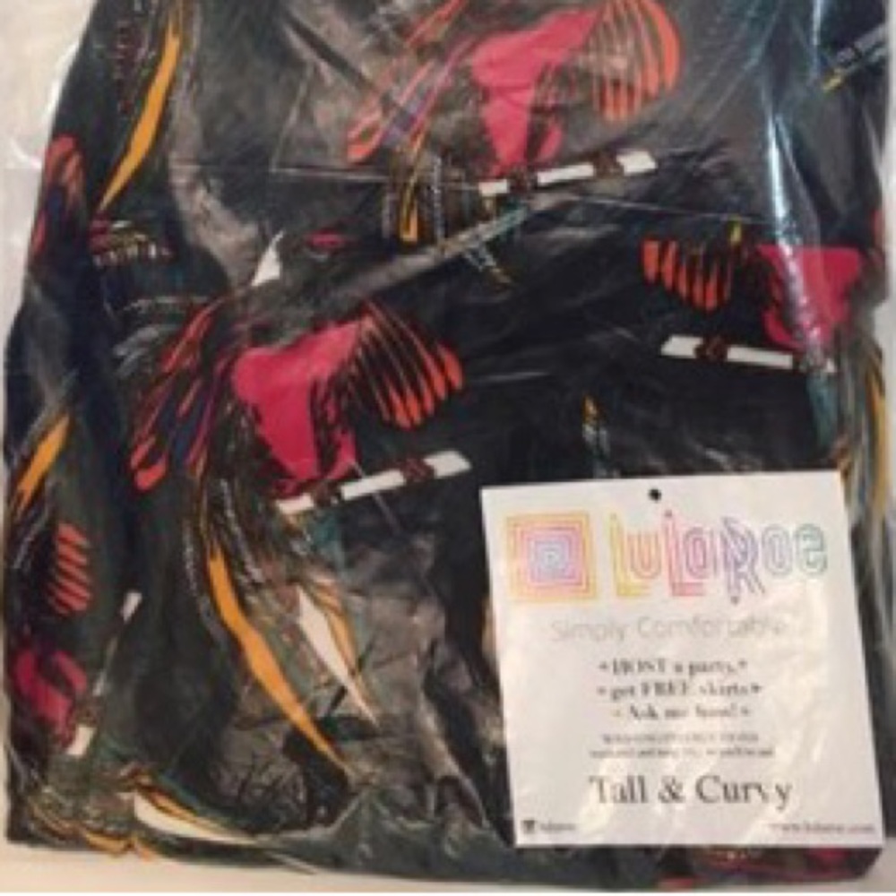 Lularoe Tall & Curvy Parrots