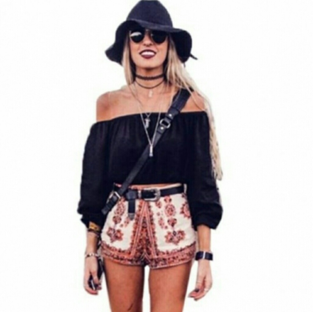 Off shoulder crop top