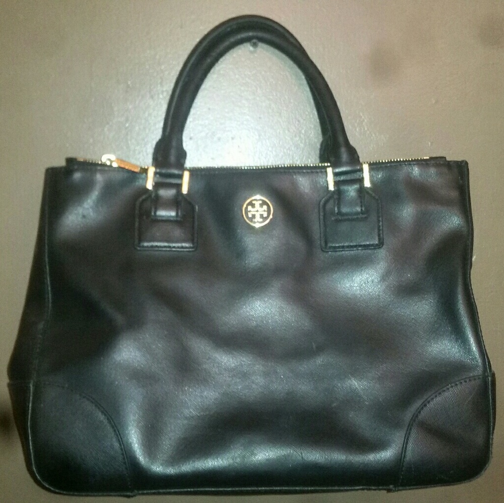 Tory Burch Robinson Double Zip Tote- Black