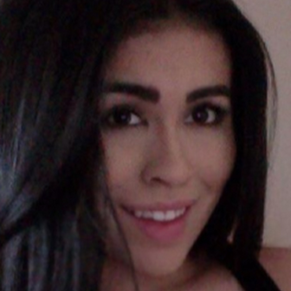 Meet your Posher, Ana