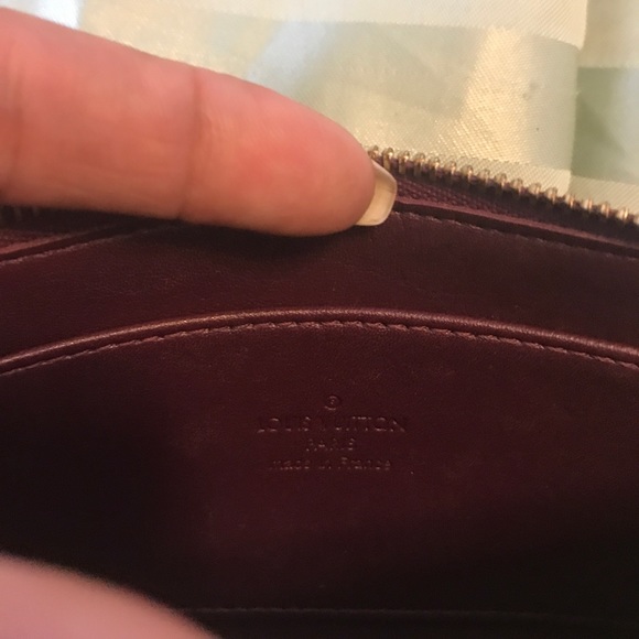 Louis Vuitton cosmetic bag - Picture 3 of 5