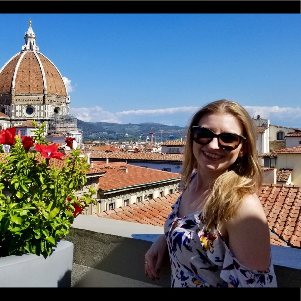 Meet your Posher, Lisa