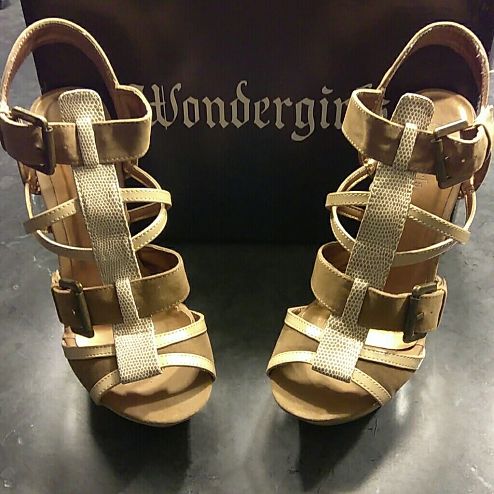 Shoes - Picture 2 of 4