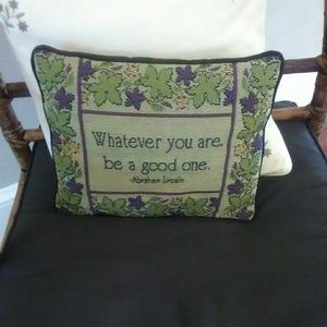 Meet your Posher, Monique