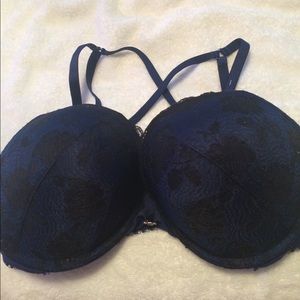 Victoria's Secret Plunge Front Close Bra