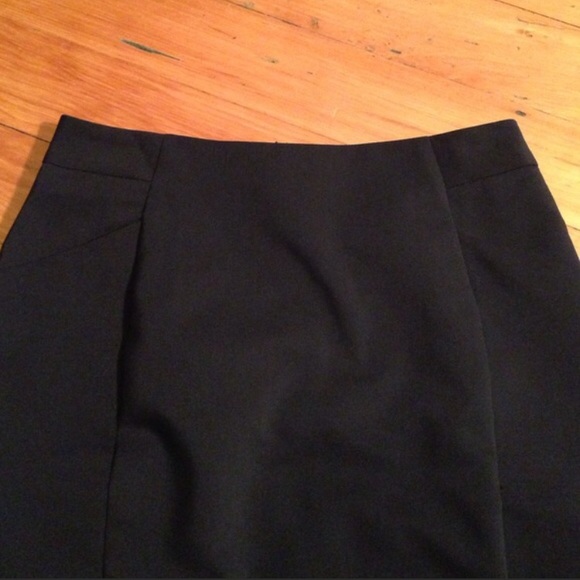 H & M Black Pencil Skirt - Picture 1 of 2