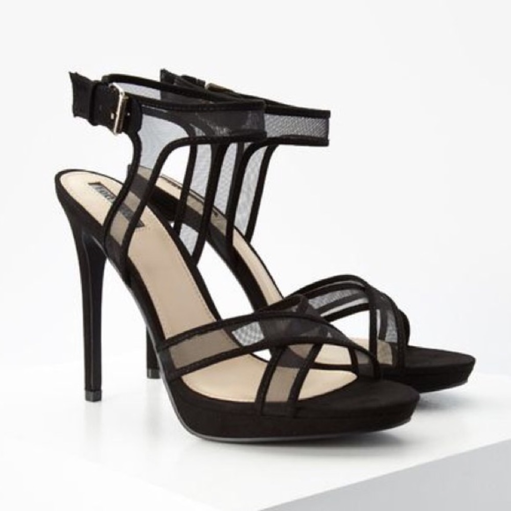 Mesh Paneled Criss-Cross Strap High Heels