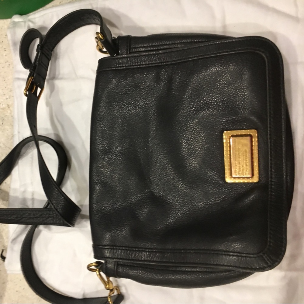 Marc by Marc Jacobs cross body bag.