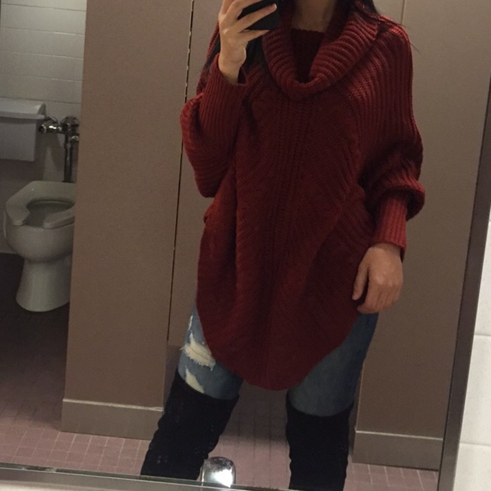 ☃️Burgundy poncho😍
