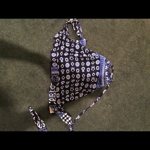 Crop top  and flowy pants outfit