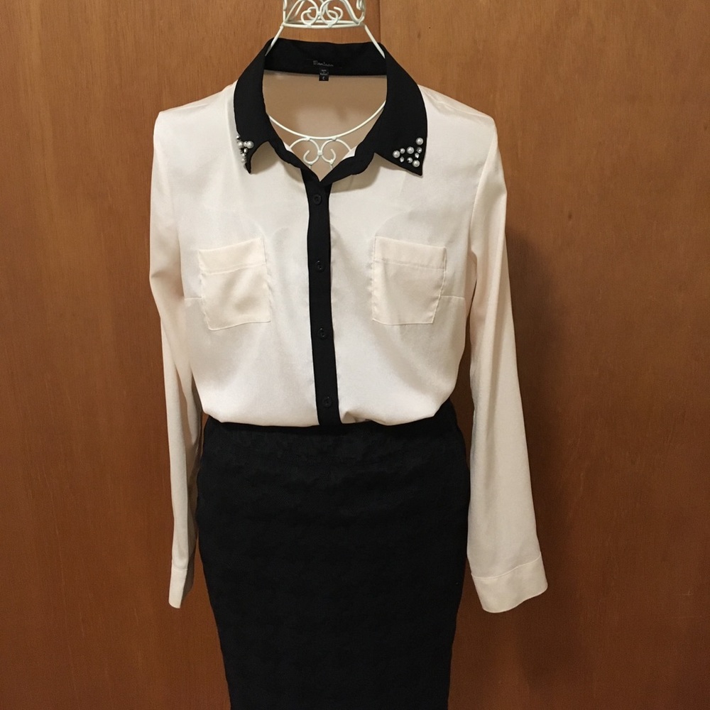 Gorgeous Ivory and Black Button Down Blouse