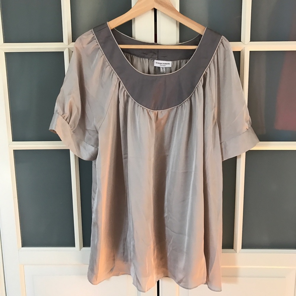 Maternity Blouse - Shiny Satiny - EUC -Like New