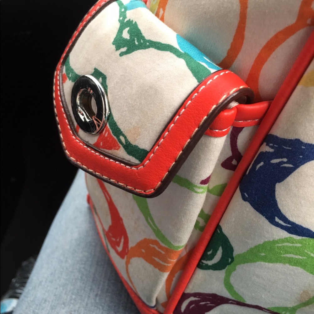 Coach purse - Picture 4 of 4