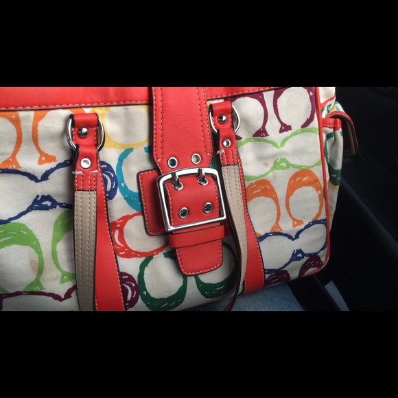 Coach purse - Picture 3 of 4