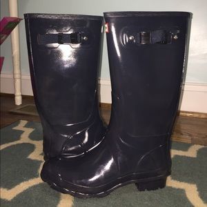 Hunter "Huntress" Navy Wide Calf Rain Boots