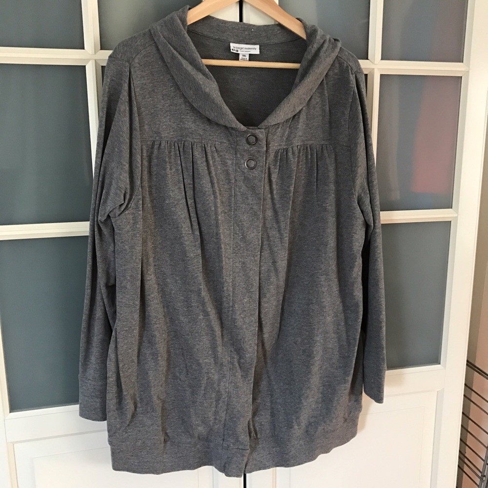 Liz Lange Maternity - cardigan/sweater - Like New!