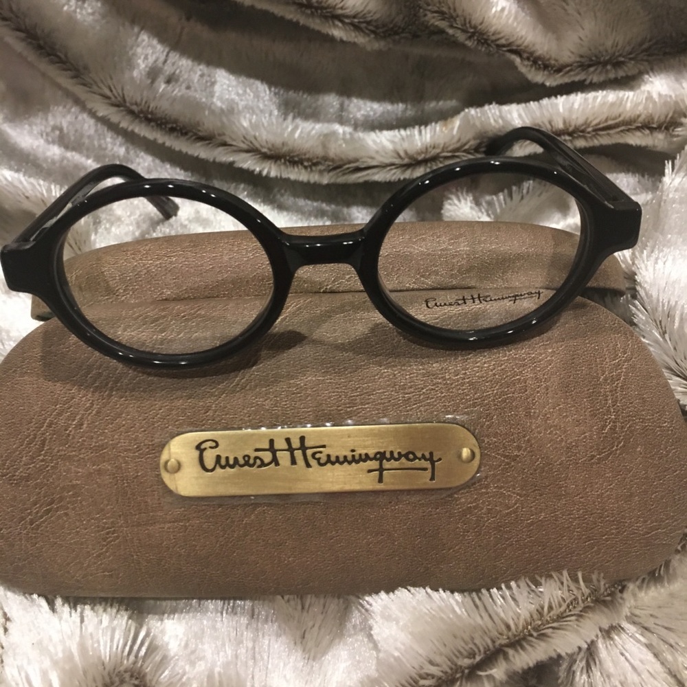 Ernest Hemingway eyeglasses