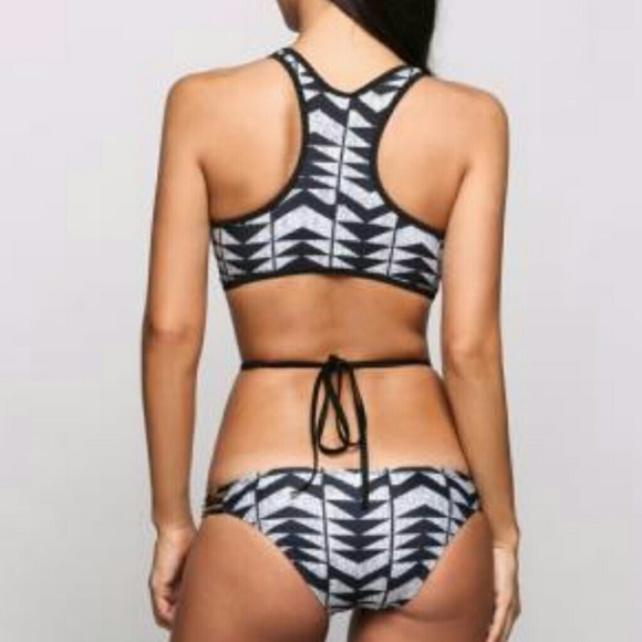 Geometric Bikini - Picture 4 of 4
