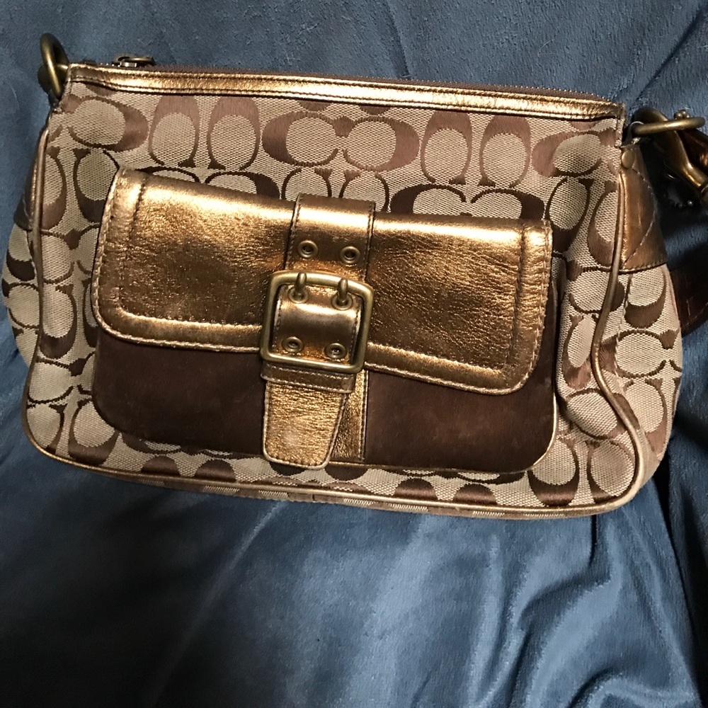 Purse - Picture 2 of 3
