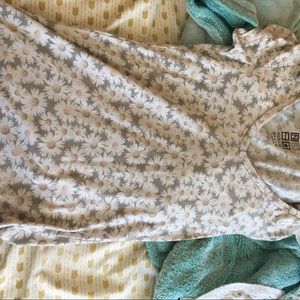 Daisy flower shirt
