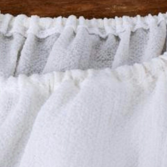 White crop top - Picture 3 of 4