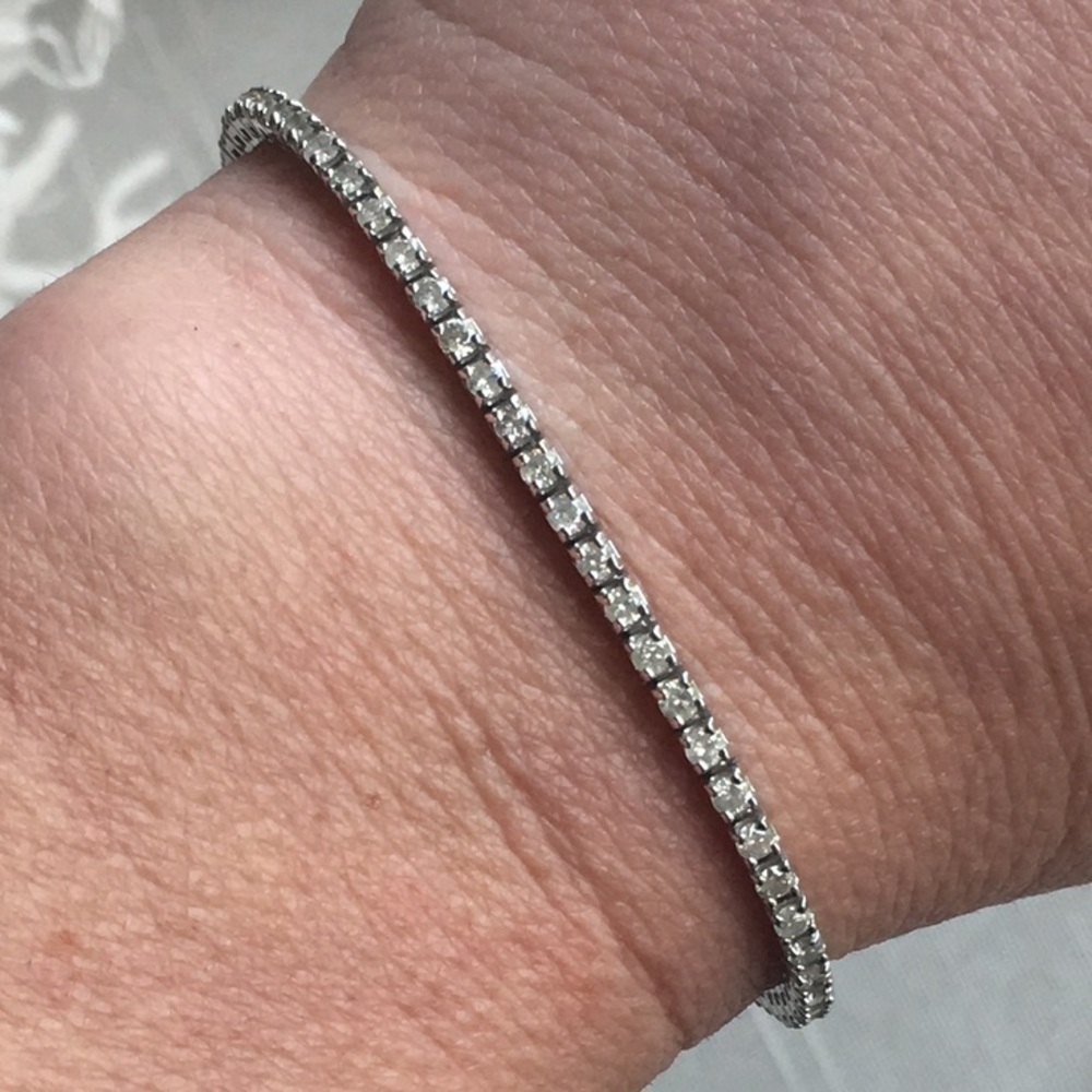 Diamond tennis bracelet 14k white gold