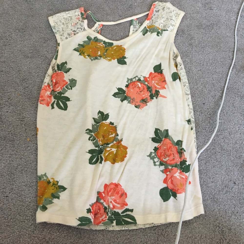 Cream lacy rose t shirt