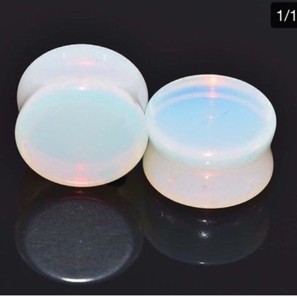 Opal 1 Inch/ 25mm Plugs