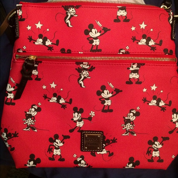 Disney Dooney crossbody. NWOT. Never used. - Picture 3 of 3