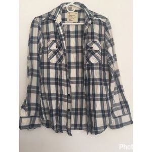 American Eagle Blue-White Pattern Shirt | Size: XS