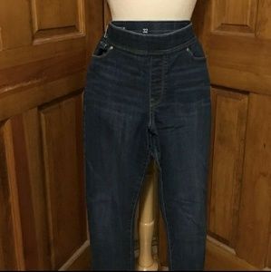 Levi tummy control jeans