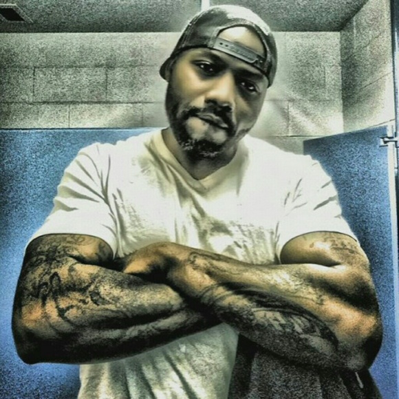 Meet your Posher, Solomon - Picture 2 of 4