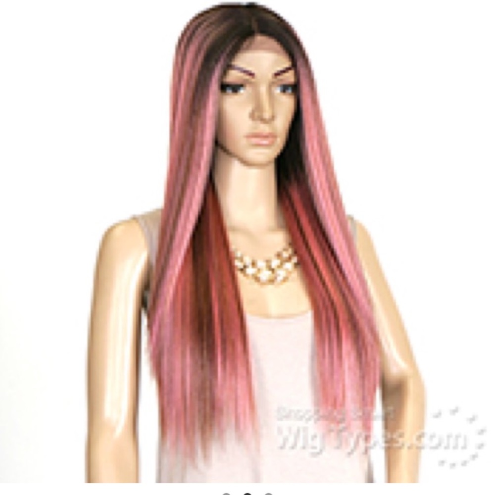 Pink Wig - Picture 3 of 4
