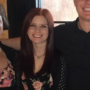 Meet your Posher, Emilie