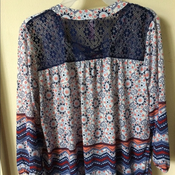 Very cute 3/4th length t-shirt - Picture 2 of 3