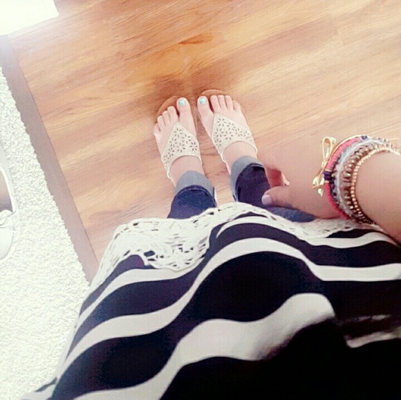 Meet your Posher, Lizbeth - Picture 2 of 3