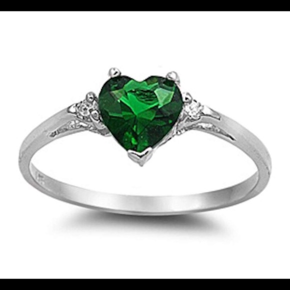 Sterling silver 925 claddagh ring - Picture 2 of 5