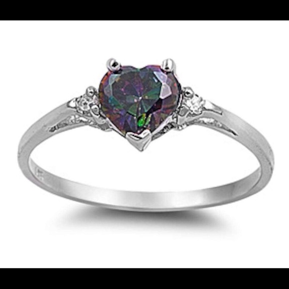 Sterling silver 925 claddagh ring - Picture 3 of 5