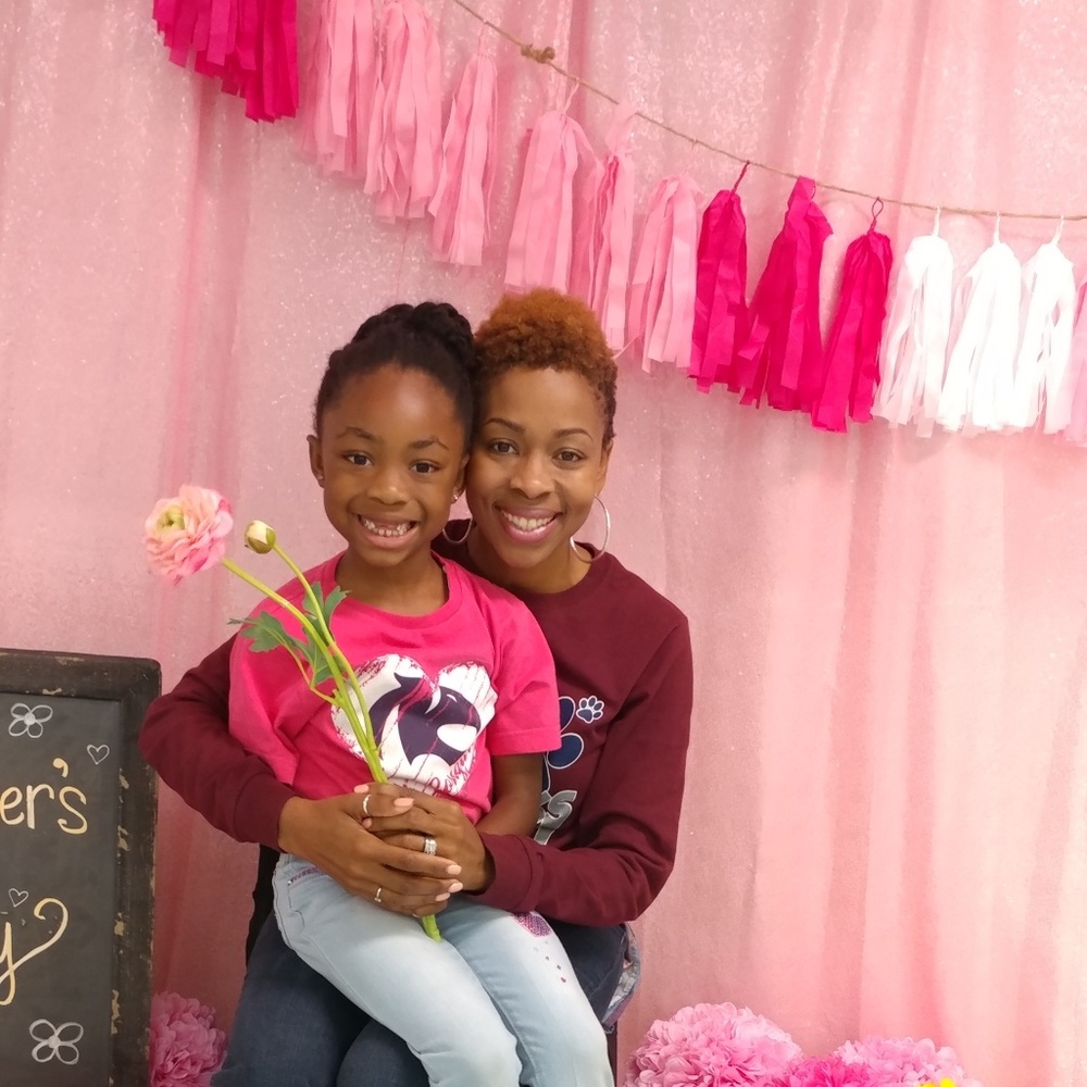 Meet your Posher, Demonica