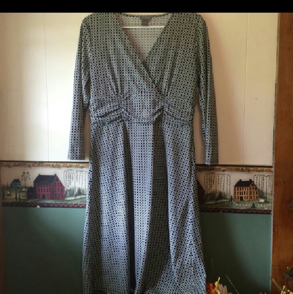 Ann Taylor Geometric Black and White Dress