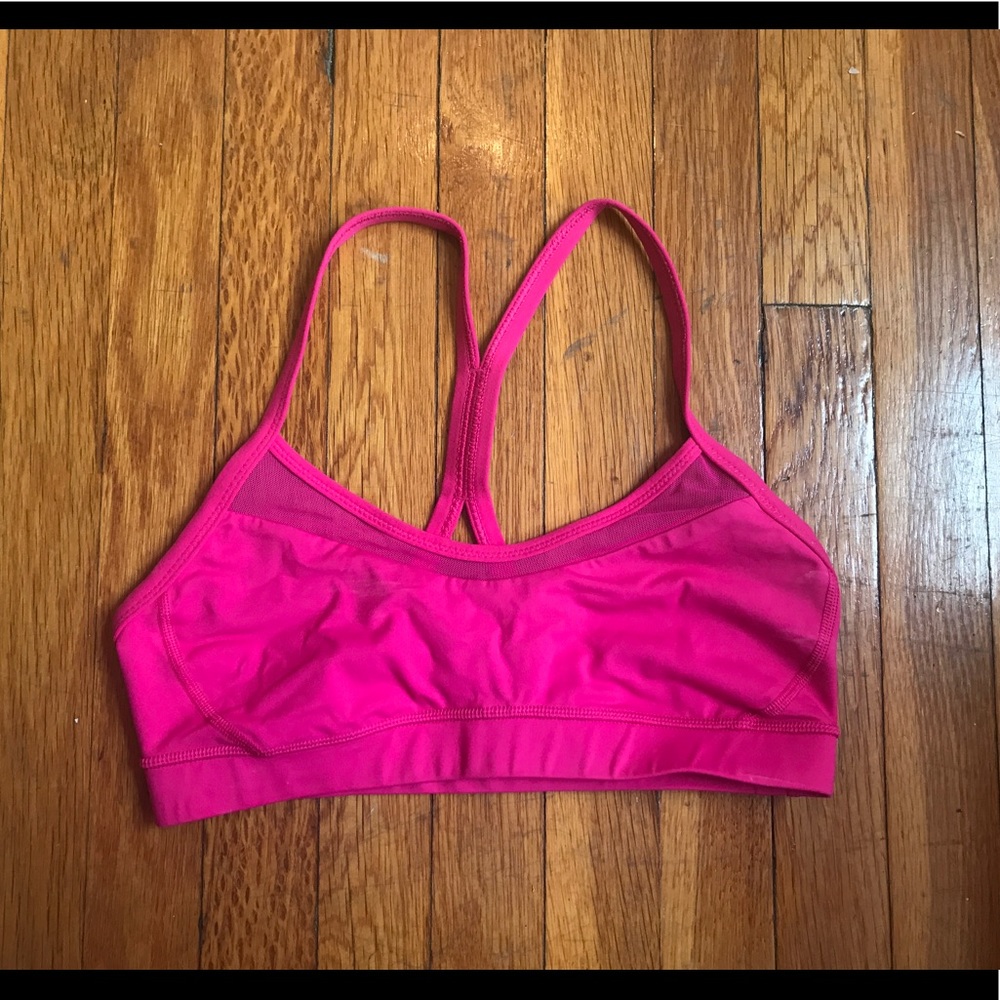 Lululemon hot pink sports bra