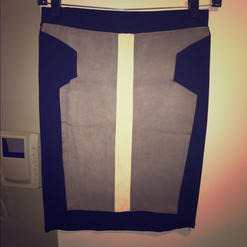 Suede and leather pencil skirt.