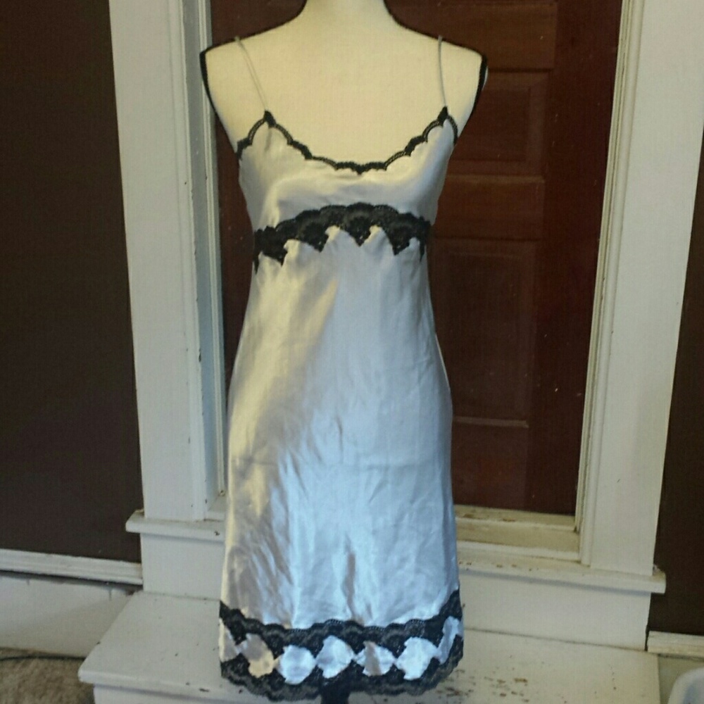 Victoria's Secret chemise size xSmall