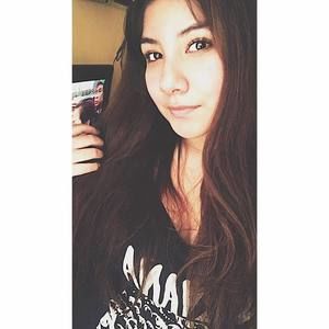 Meet your Posher, Estrella