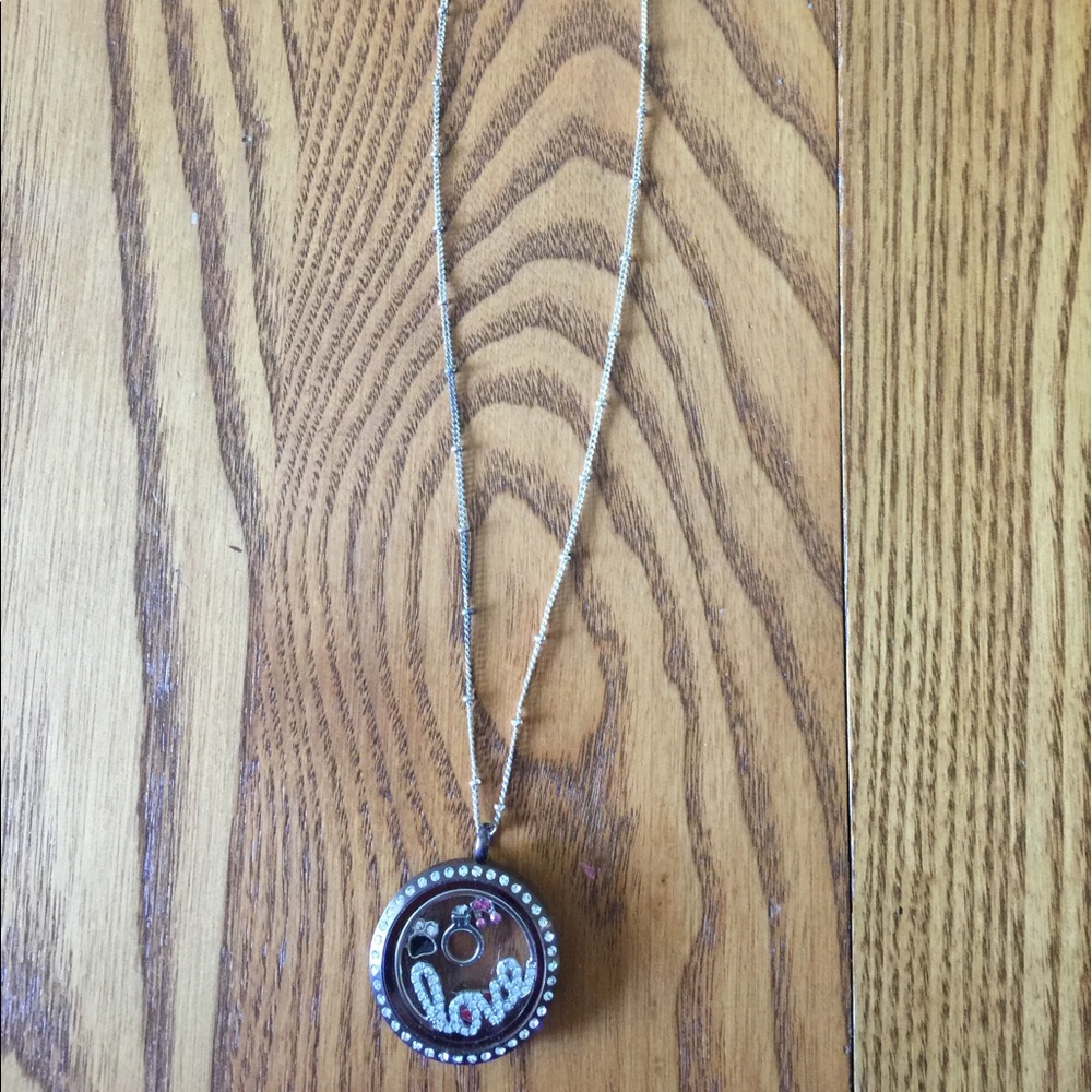 Origami Owl necklace