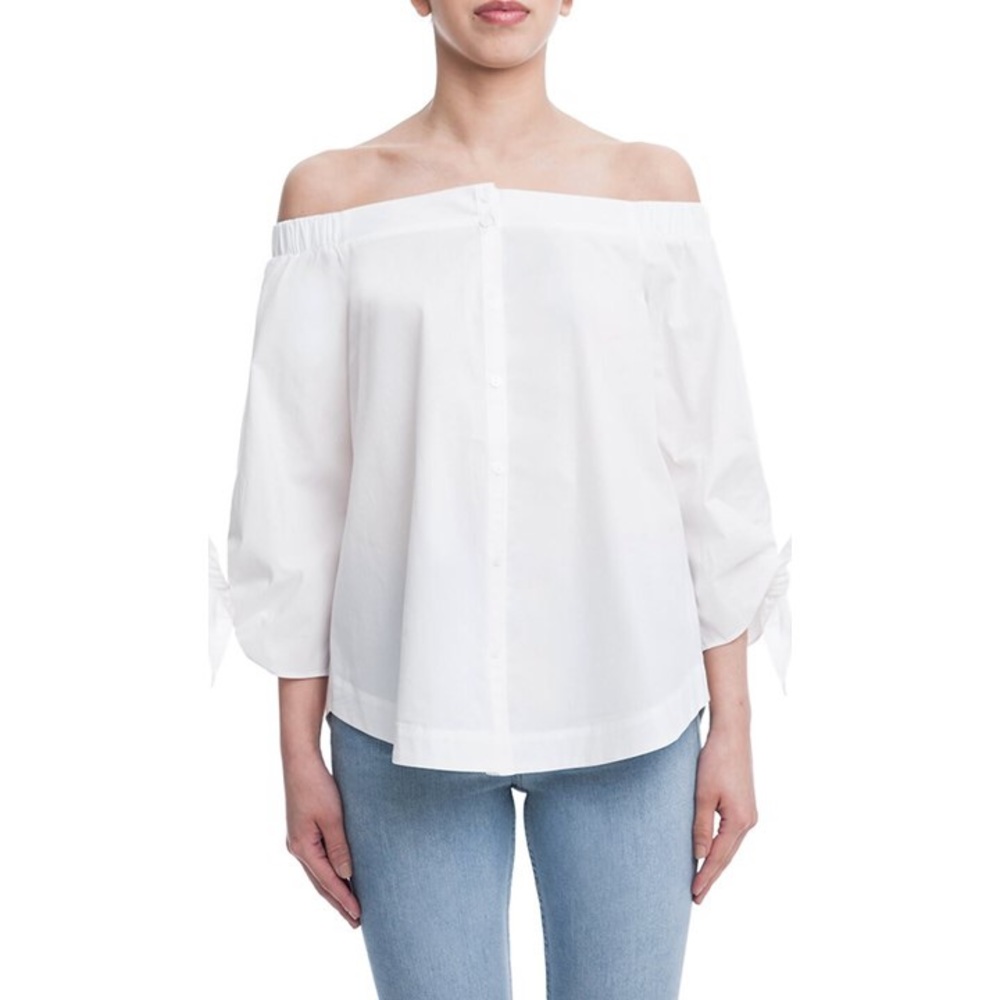🆕 LUSH Off the Shoulder Blouse