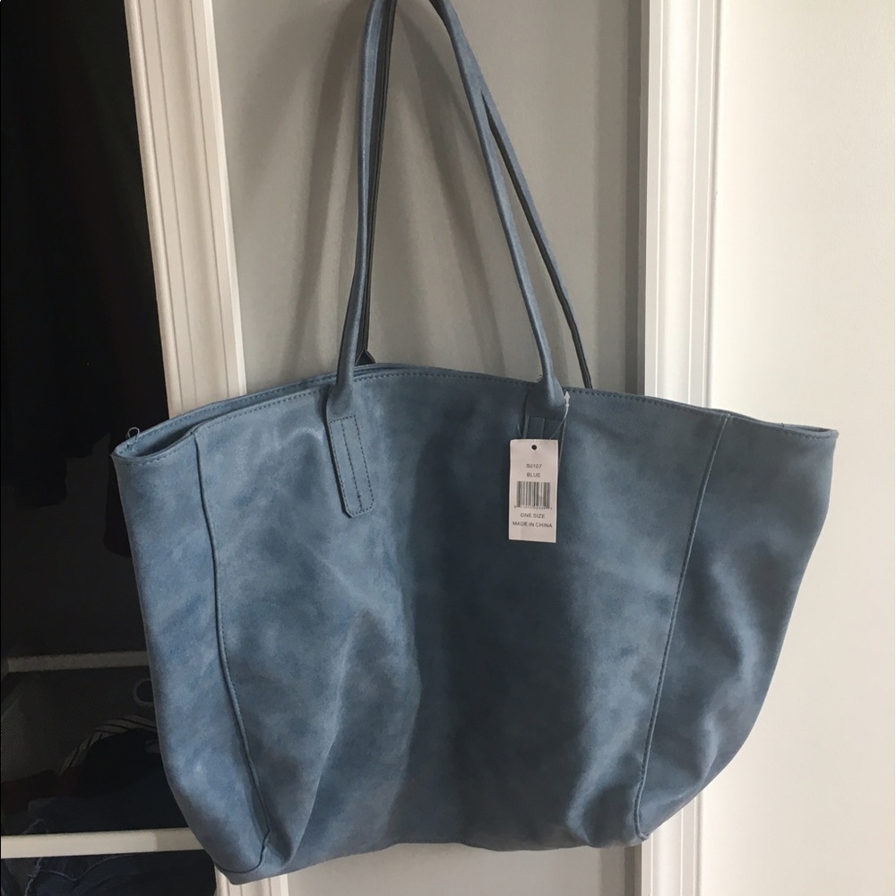 NWT Saks Fifth Avenue Blue Tote Bag w/ scarf