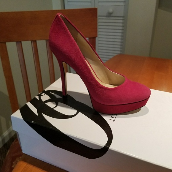 Nine West Shoes - Nine West pumps new in box, never worn