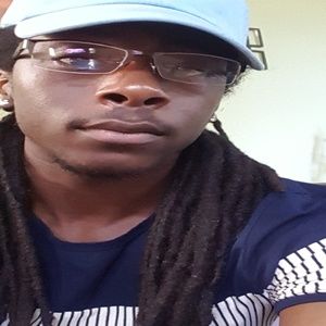 Meet your Posher, Evan